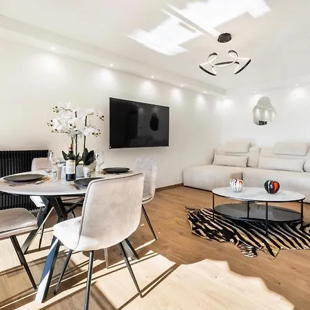 In Cannes-croisette Cannes