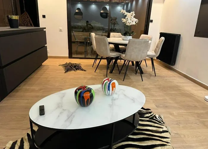 In Cannes-croisette Apartament